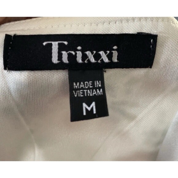 Trixxi Women's A-Line Puff Sleeve Mini Wrap Dress Size M Floral Off-Shoulder - Picture 10 of 11